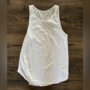 white size 4 lululemon tank top with mesh paneling